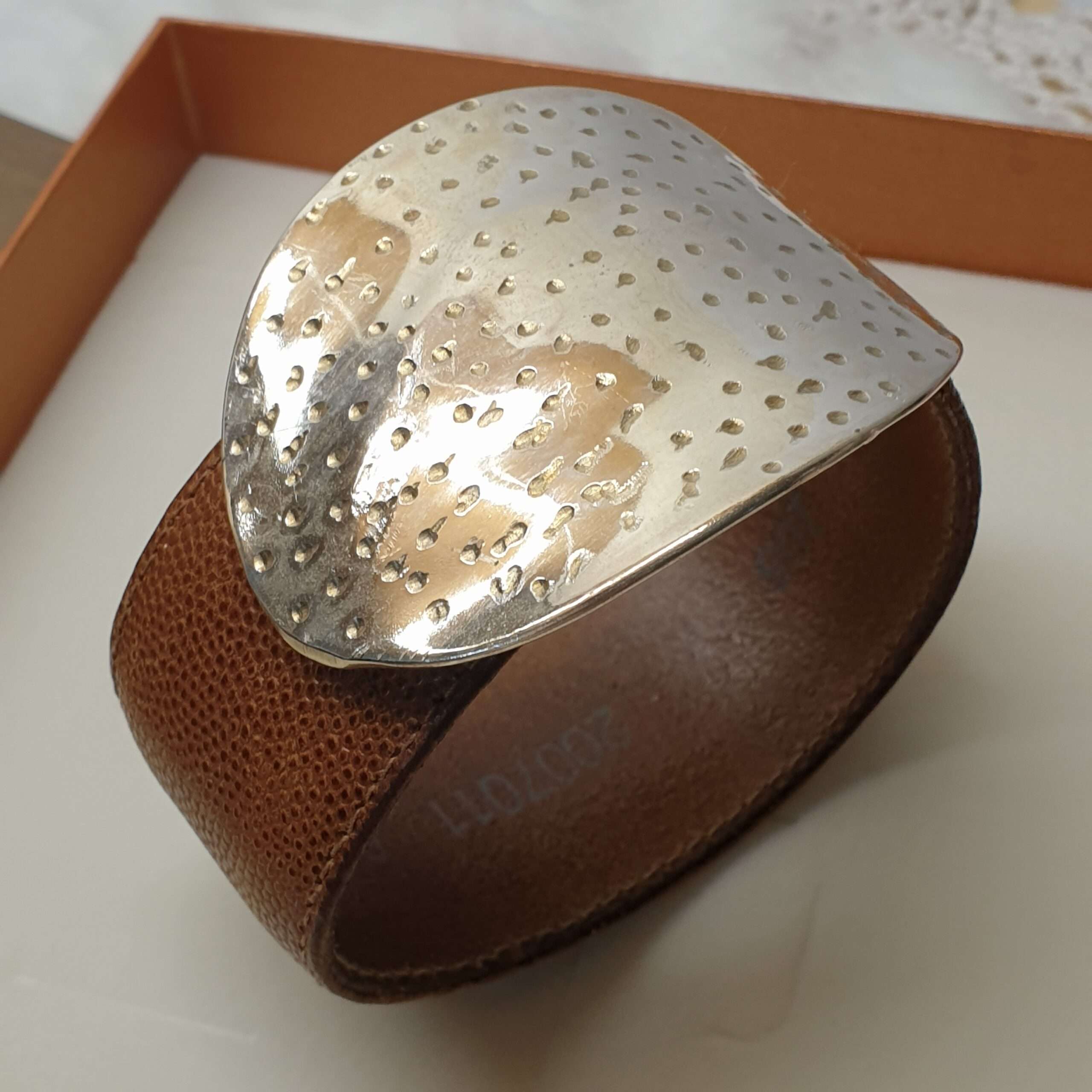 Schlangen Lederarmband mit Punktmuster BS102