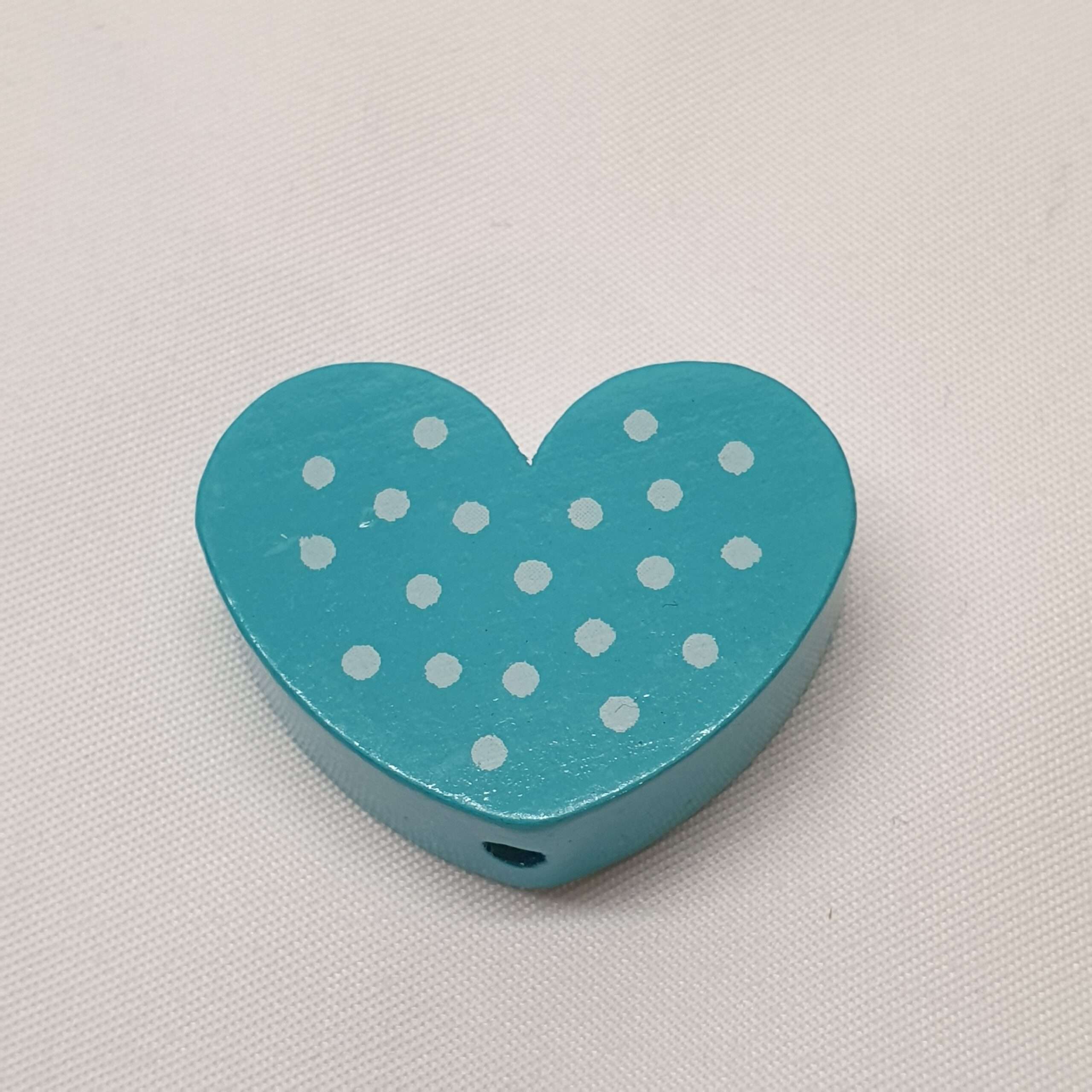 Motivperle Motiv Herz Herzchen türkis blau hellblau Punkte weiß MP225