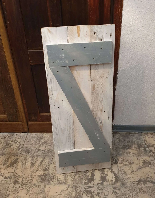 Massiver ShabbyChic Holzständer in weiß Dekoständer Gartendeko