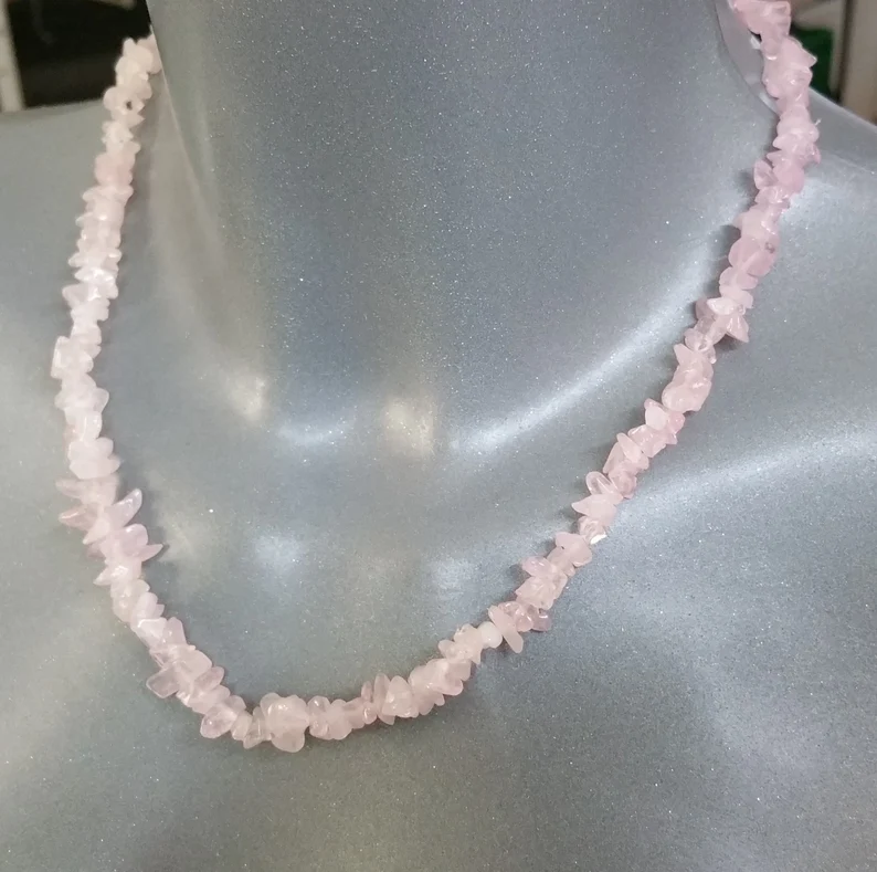 Halskette Rosenquarz versilberter Verschluss EK104