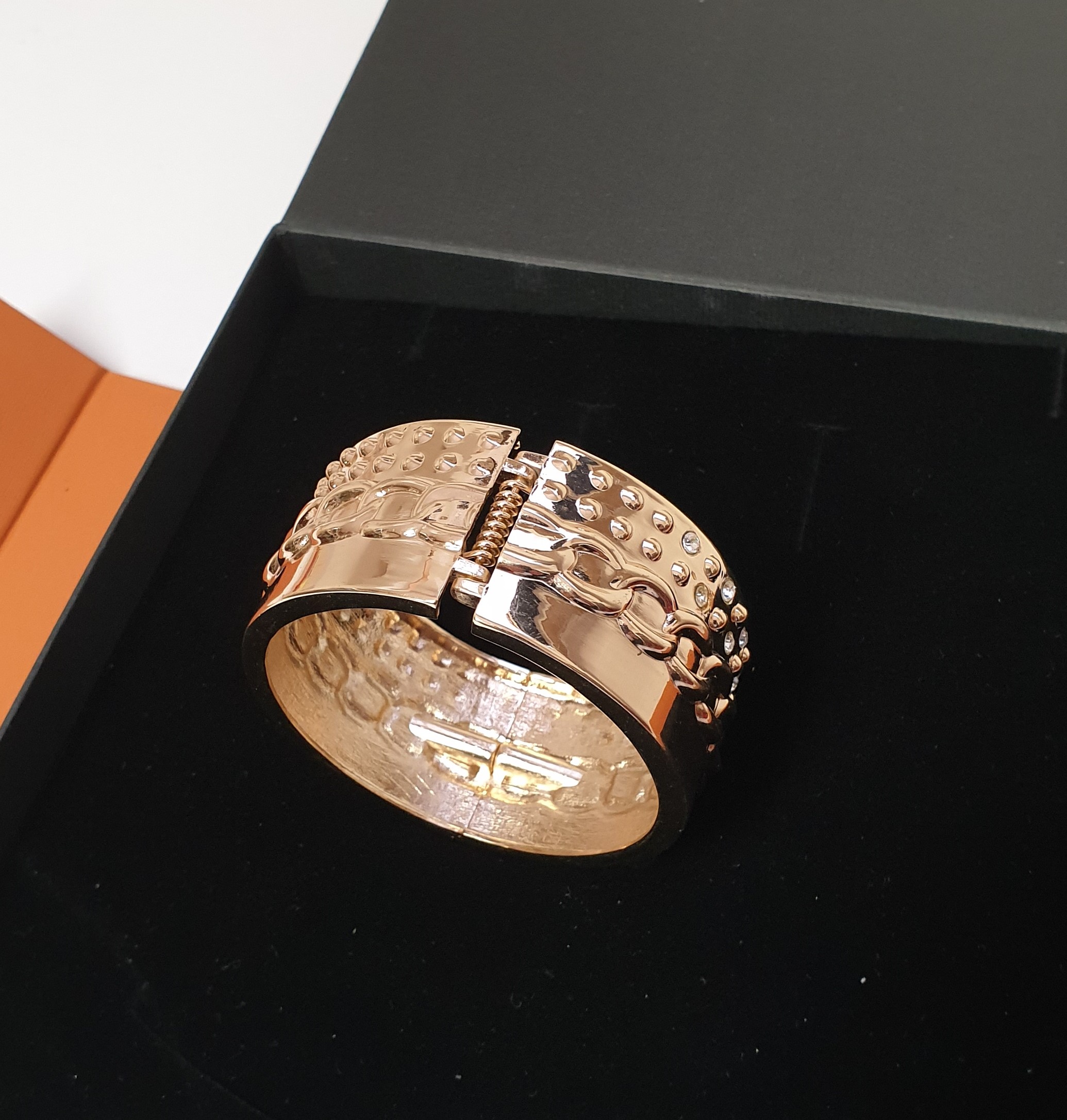 Breites Armband vergoldet Kristalle klar Vintage elegant MAB102