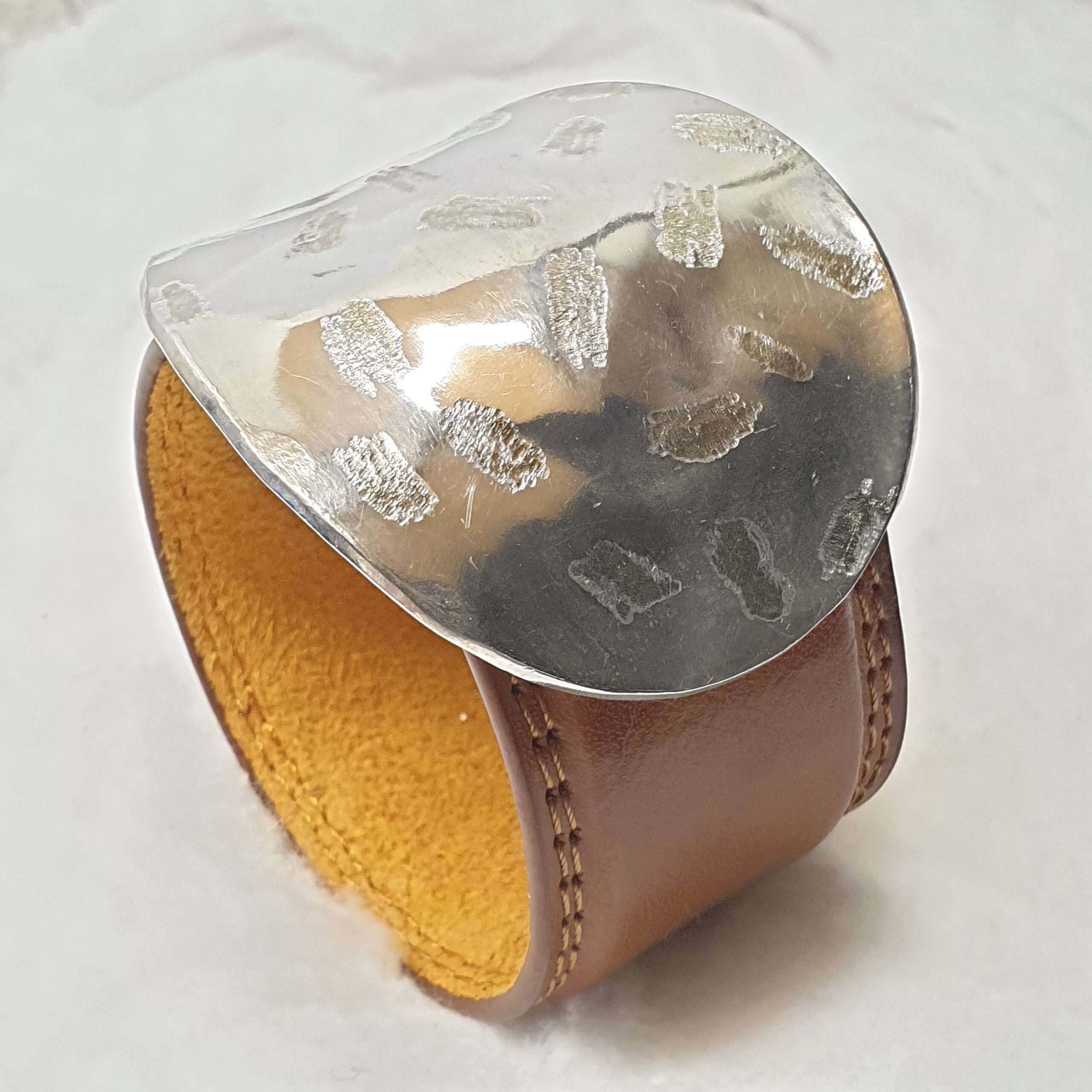 Braunes Lederarmband mit Silberschnalle BS106