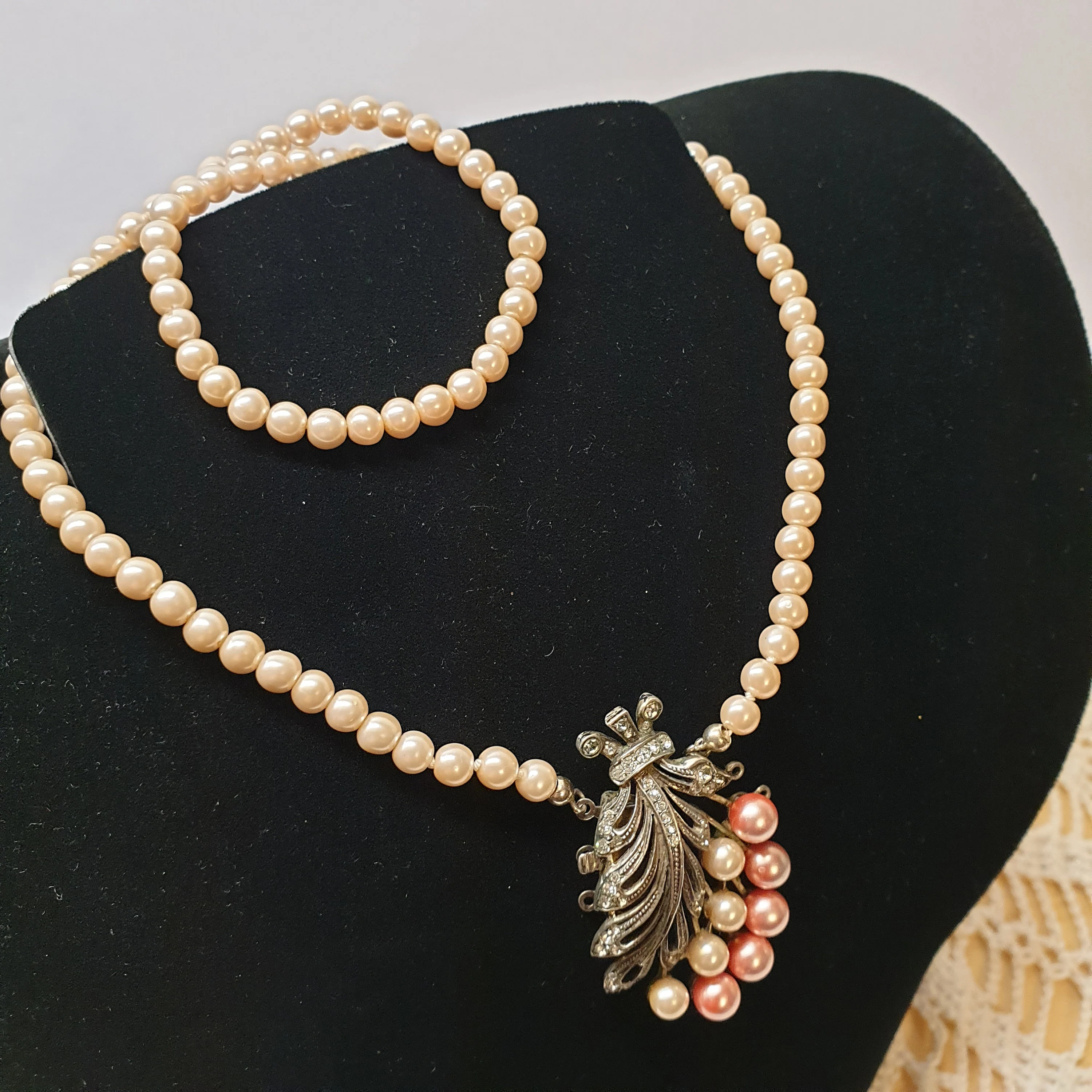 45 cm Halskette Kette Perlenkette Perlen cremefarben rosa rosé Verschluss Silber 835 Kristalle klar Shabby Vintage selten rar SK1466