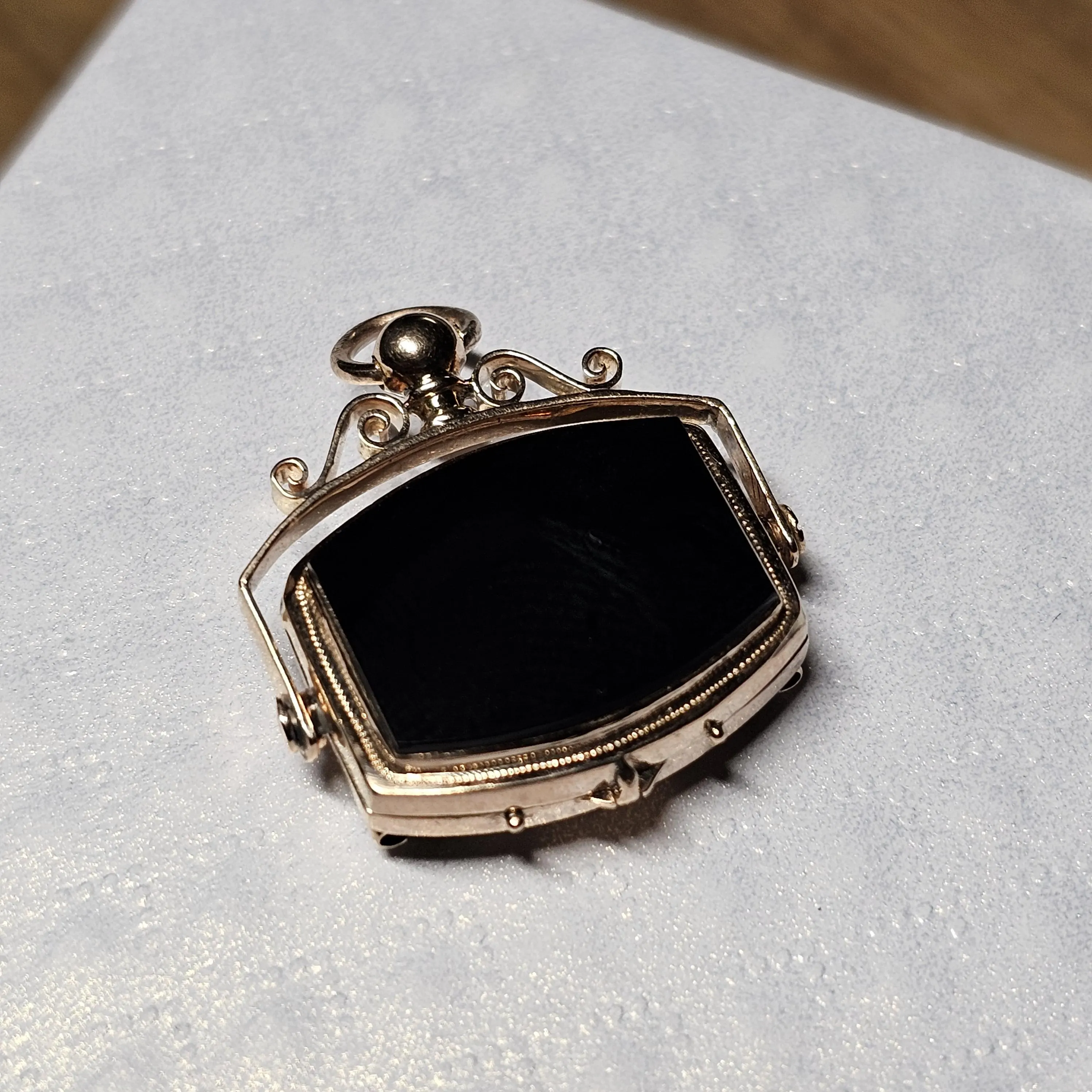 Nostalgisches Medaillon Anhänger ohne Kette Gold 585 Lagenstein Onyx schwarz Shabby Vintage elegant GAN257