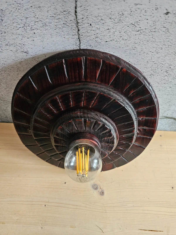 Handgearbeitete Deckenleuchte in Mahagoni Holz