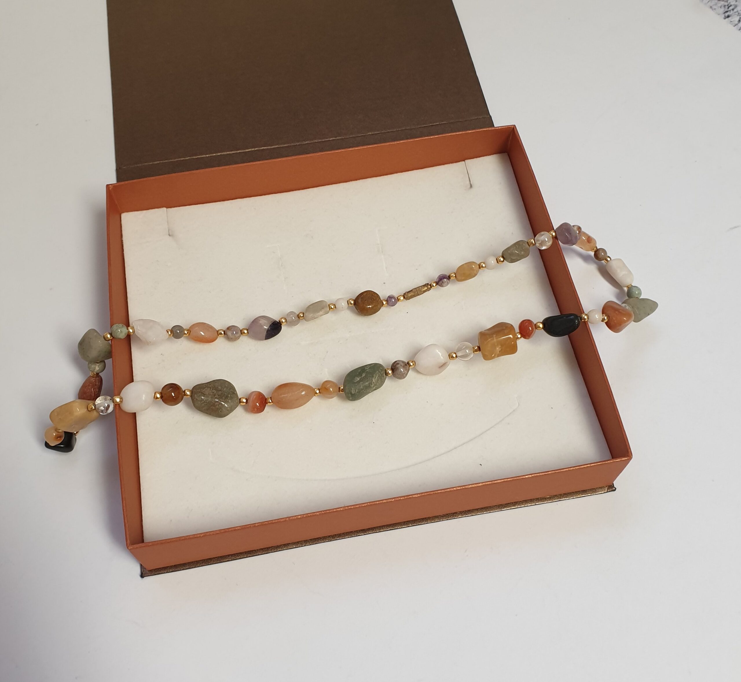 Halskette mit Achat-Edelsteinen L: 60 cm EK109