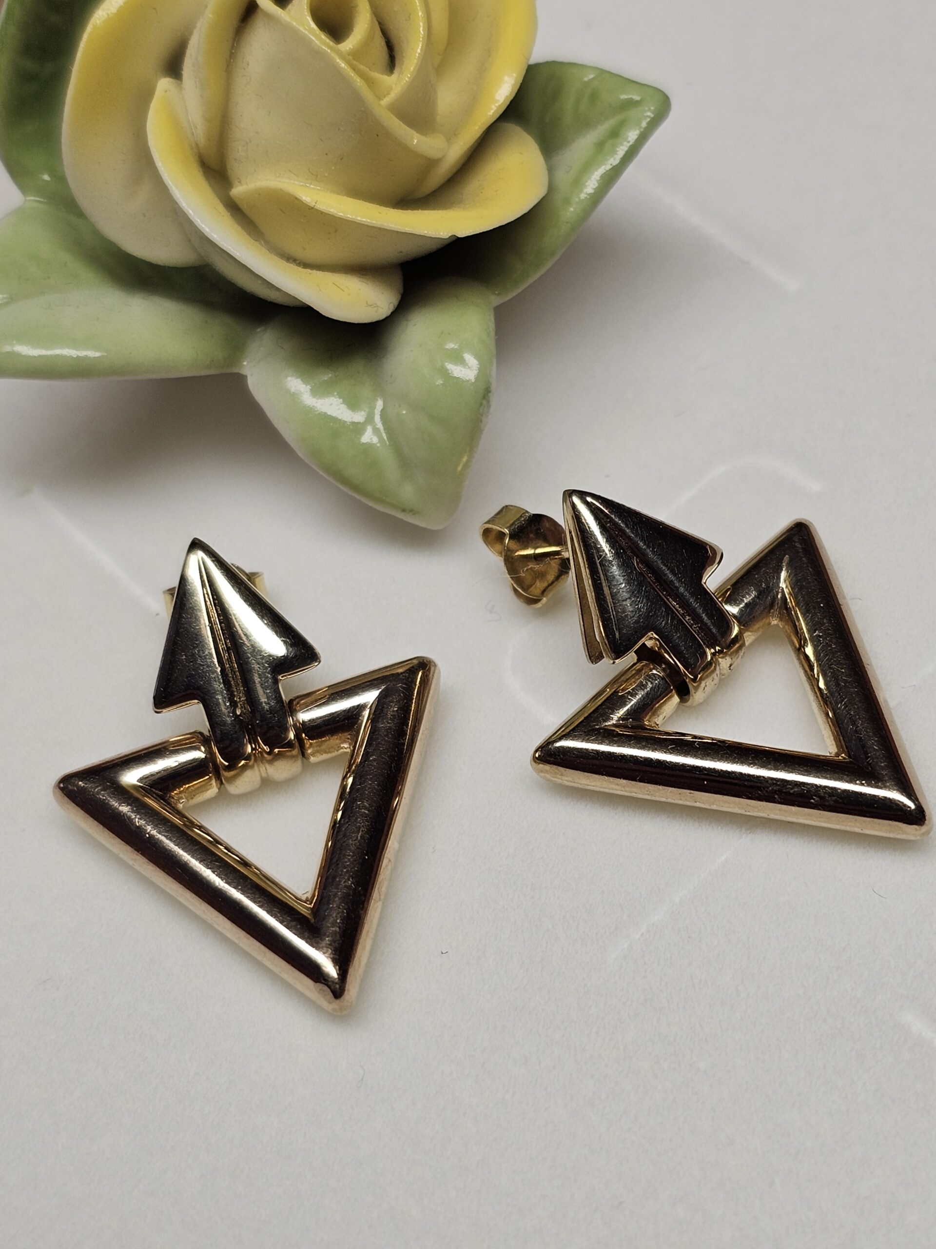 Design Ohrringe Ohrstecker Gold 333 Dreieck Design edel Vintage OR151