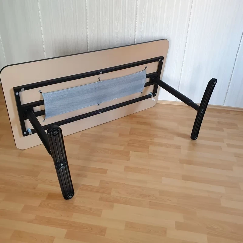 Bekant Schreibtisch schwarz Eschenfurnier/schwarz 160x80 cm