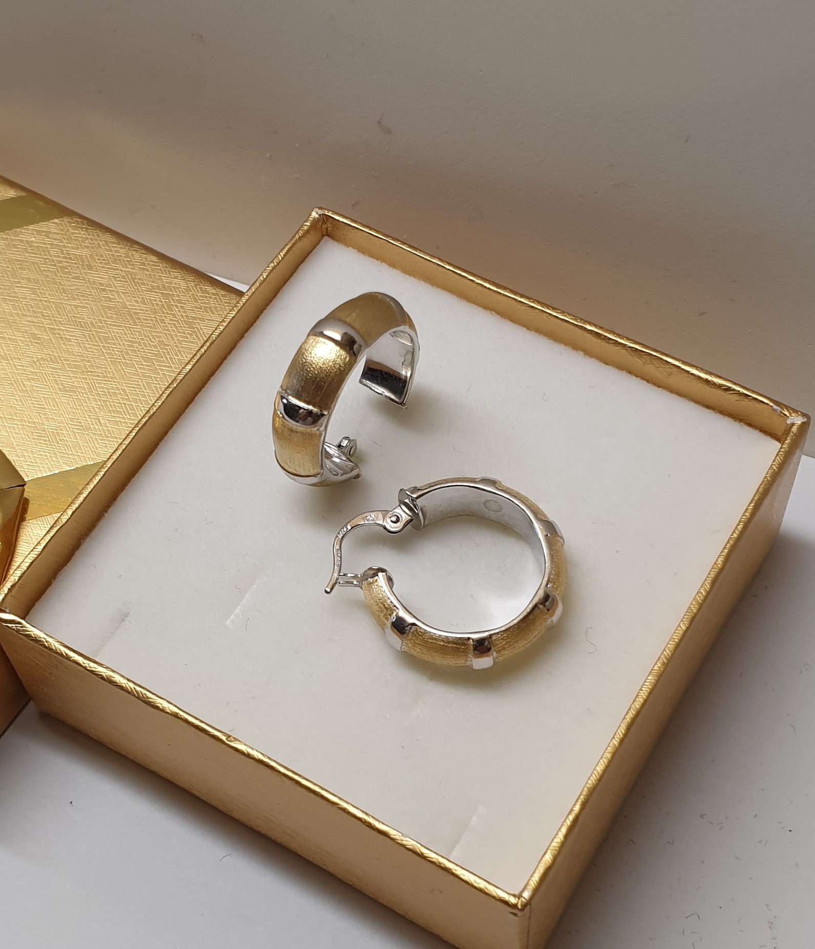 Designer Ohrringe Creolen Gold 750 Weißgold Gelbgold Italien Vintage Design elegant selten rar OR116