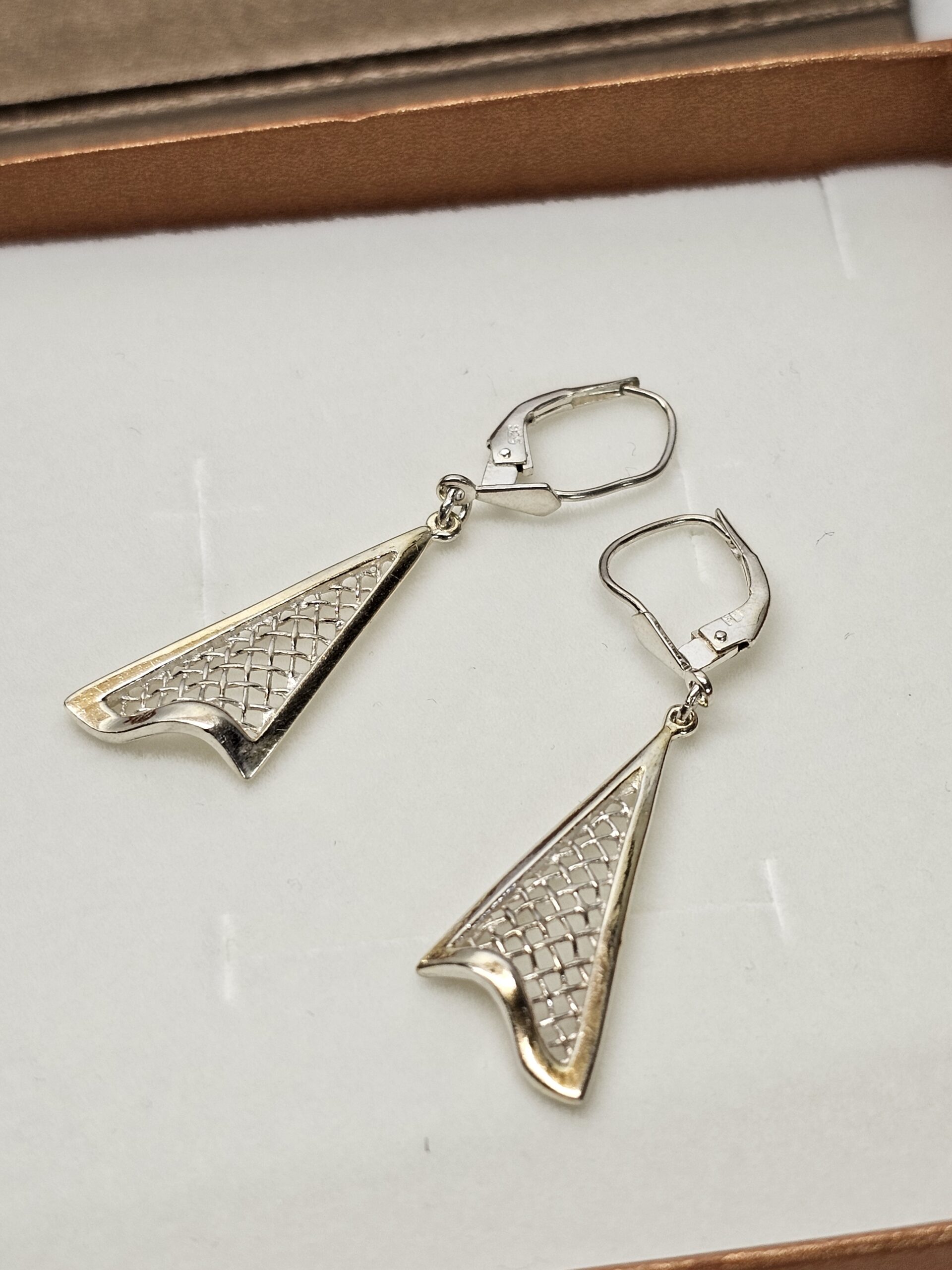 1 Paar stylische Ohrringe Ohrhänger Hängeohrringe Silber 925 Gitter Design durchbrochen Vintage elegant SO480