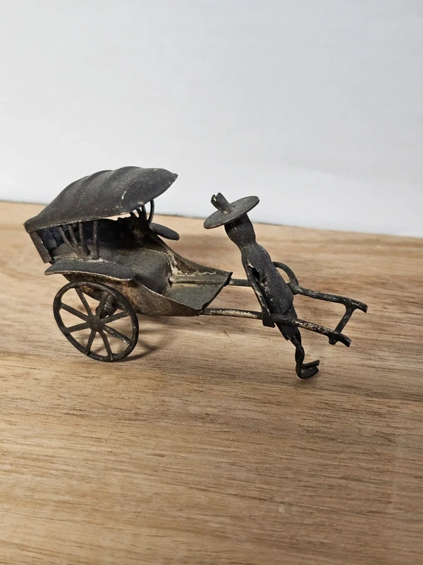 Rikscha Chinesischer Mann, Kunstobjekt, Curio, handgefertigte Silber Figur