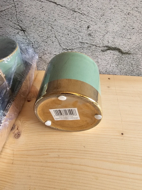 6 St. Blumentopf Topf Blumengefäß Übertopf Juna grün / gold