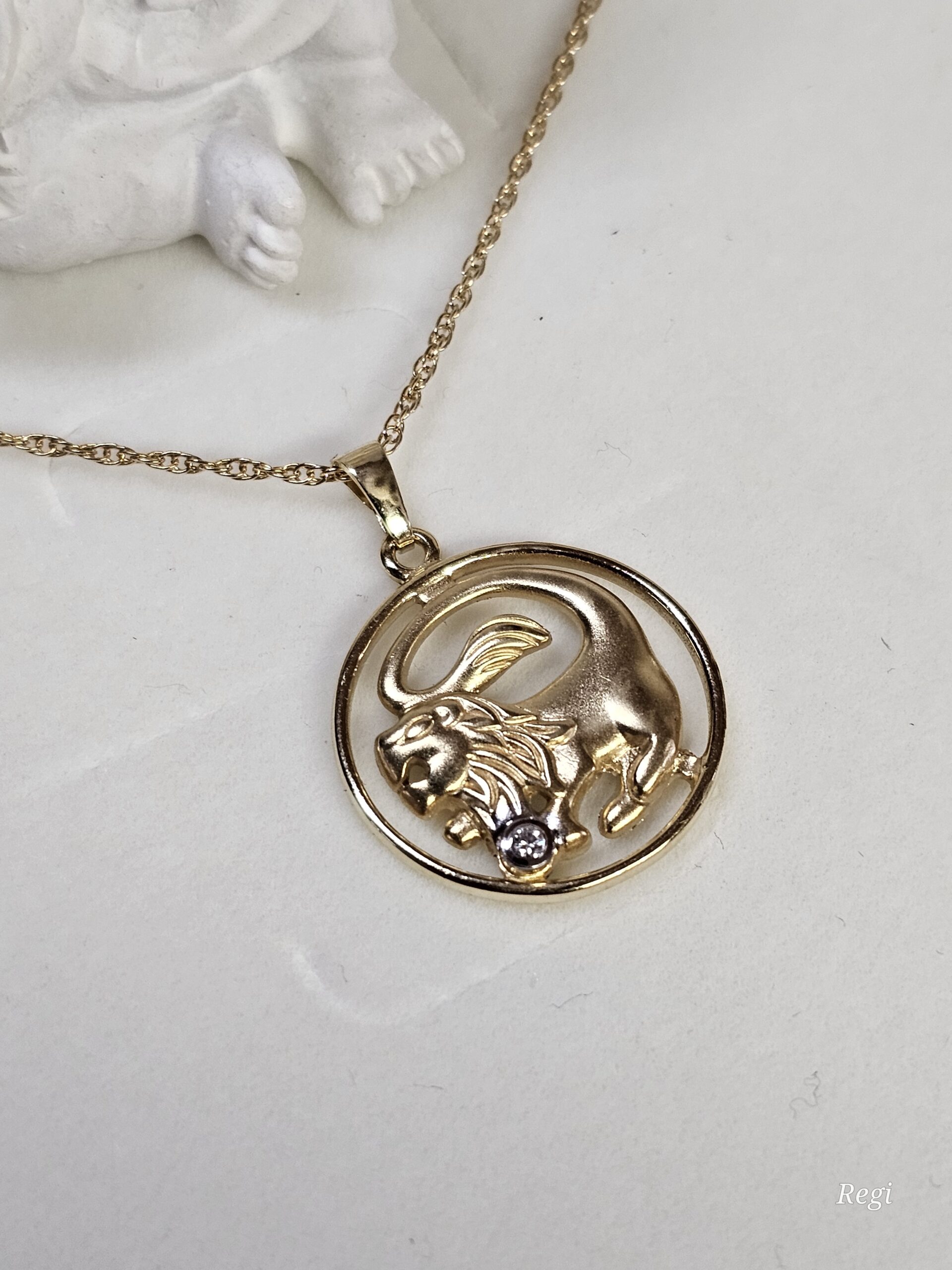 Anhänger Goldanhänger ohne Kette Löwe Sternzeichen Tierkreiszeichen Gold 585 Diamant Steinchen Vintage Design edel GAN125