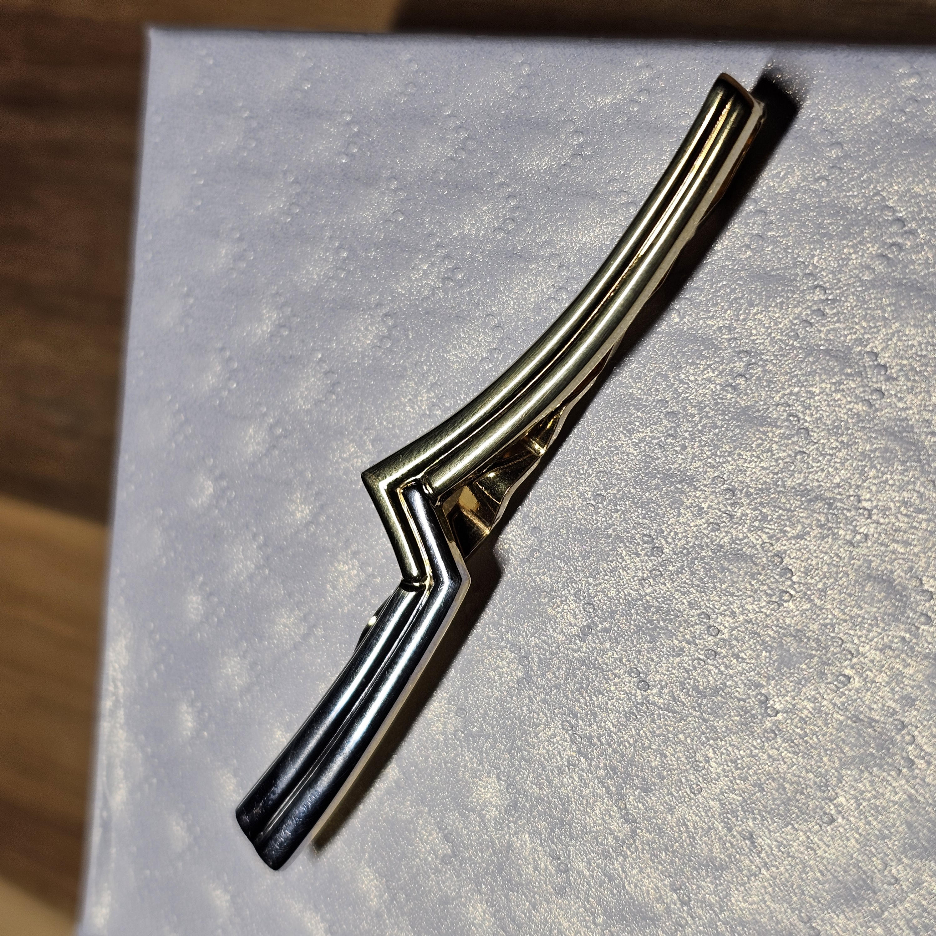 Krawattennadel Krawattenklammer Klemme Gold 333 teilplatiniert Design Vintage elegant GB125