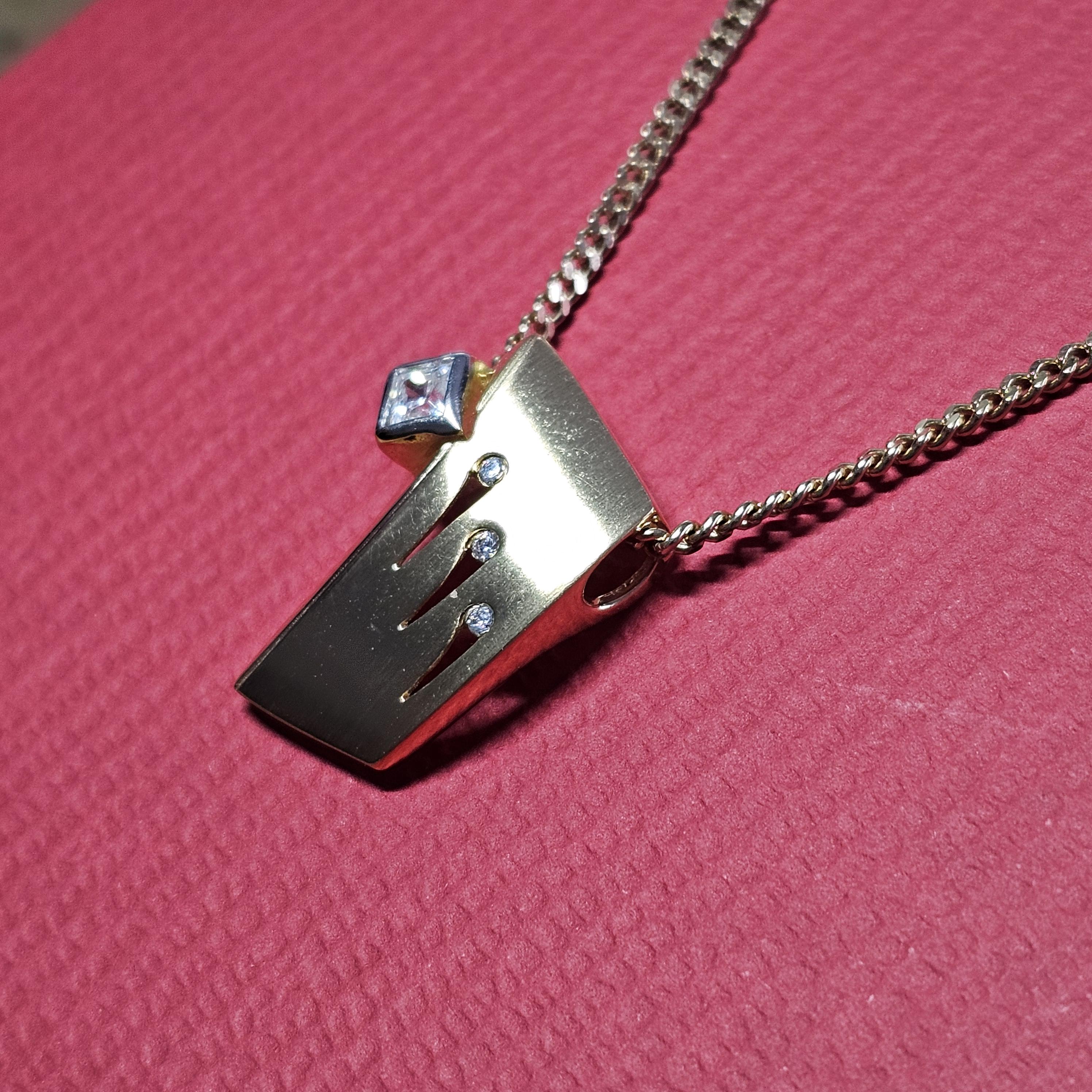 Stylischer Anhänger ohne Kette Gold 333 matt glänzend Kristalle klar durchbrochenes Design Vintage elegant GAN191