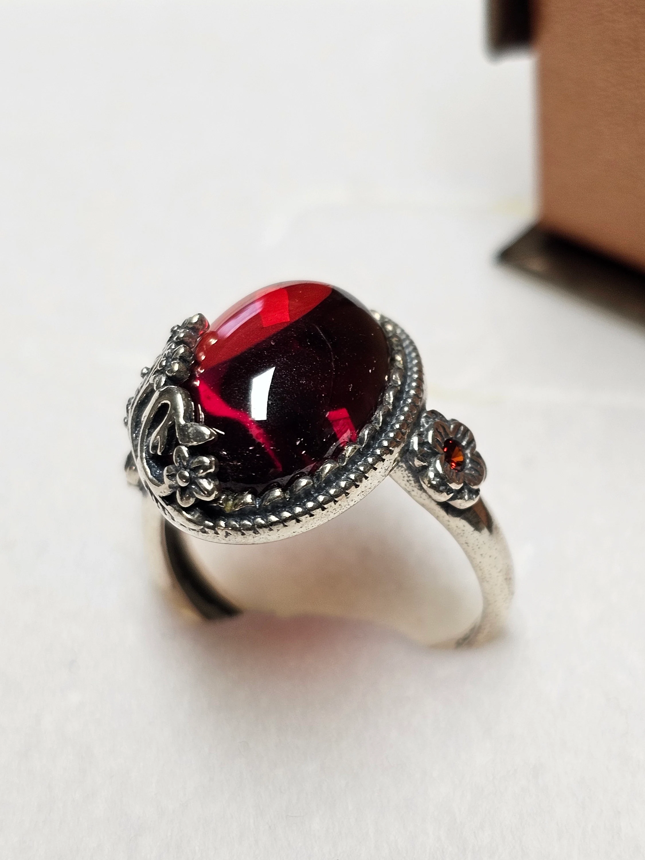 19,5 mm Silberring Ring Silber 925 Kristall Cabochon rot Steinchen orange Vintage Design florale Akzente elegant SR1082