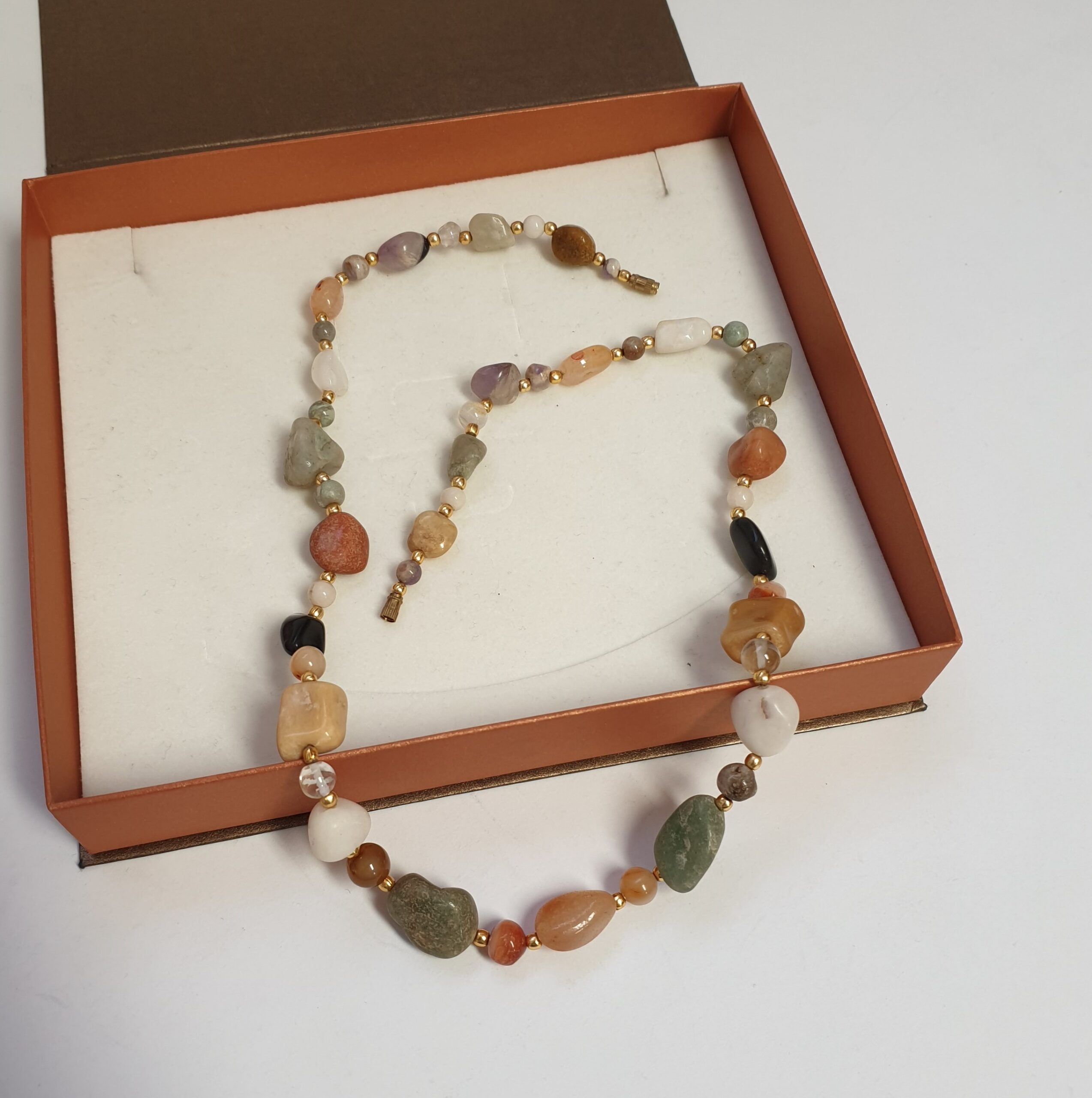 Halskette mit Achat-Edelsteinen L: 60 cm EK109