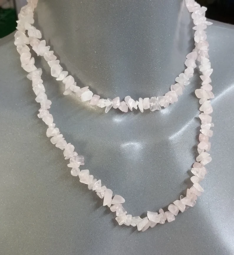 Halskette Rosenquarz ohne Verschluss 86 cm EK105