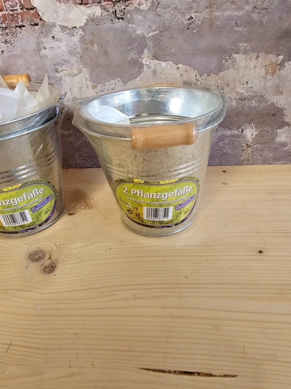 4 St. Pflanzgefäße aus Metall Blumentopf Behältnis