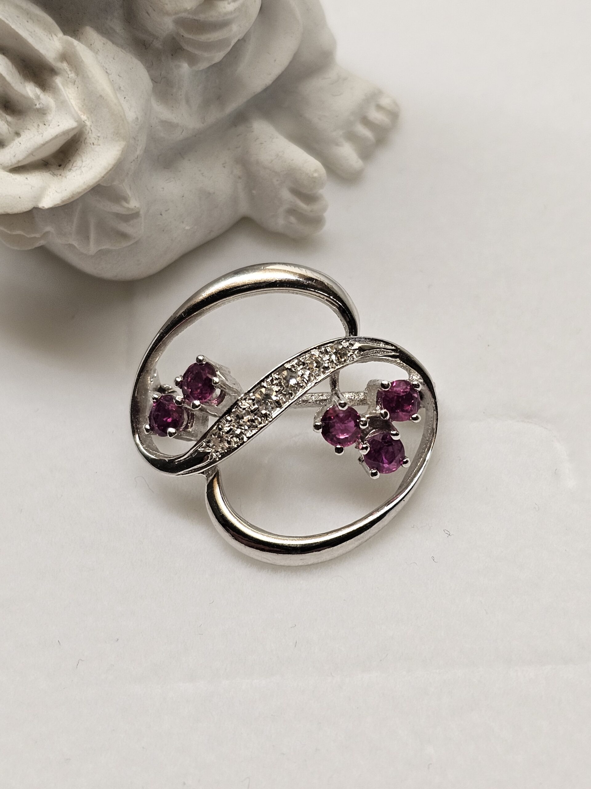 Brosche Anstecknadel Goldbrosche Gold Weißgold Rubine & Diamantsteinchen Vintage elegant kunstvolle Gestaltung GB110