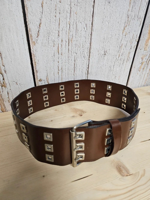 Brauner Ledergürtel 85·